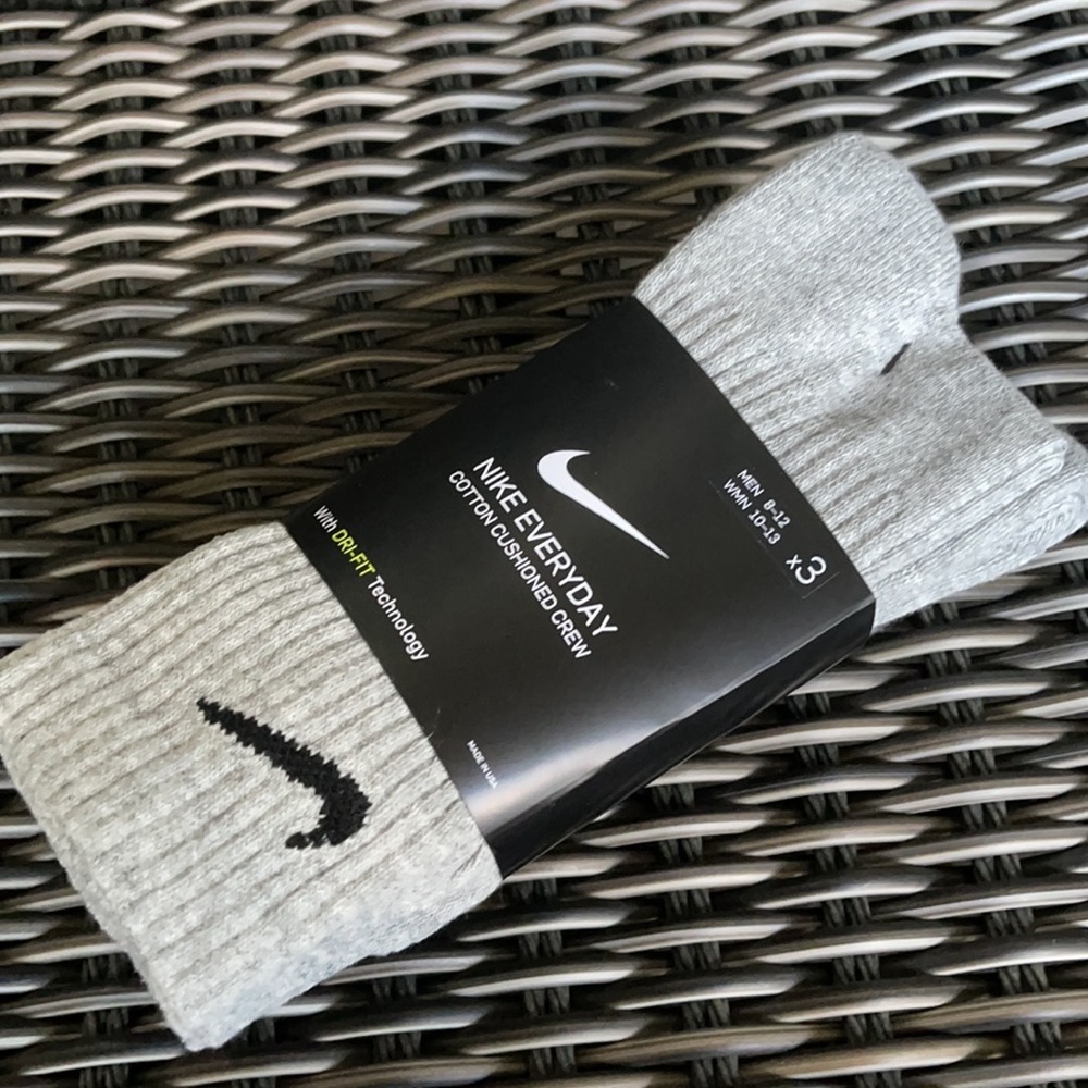 Nike Socks Everyday Cushioned Crew 3 pairs set - Picture 14 of 16